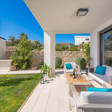 Luxury Apartment Hyperion With Private Pool And Garden Murter Eksteriør billede