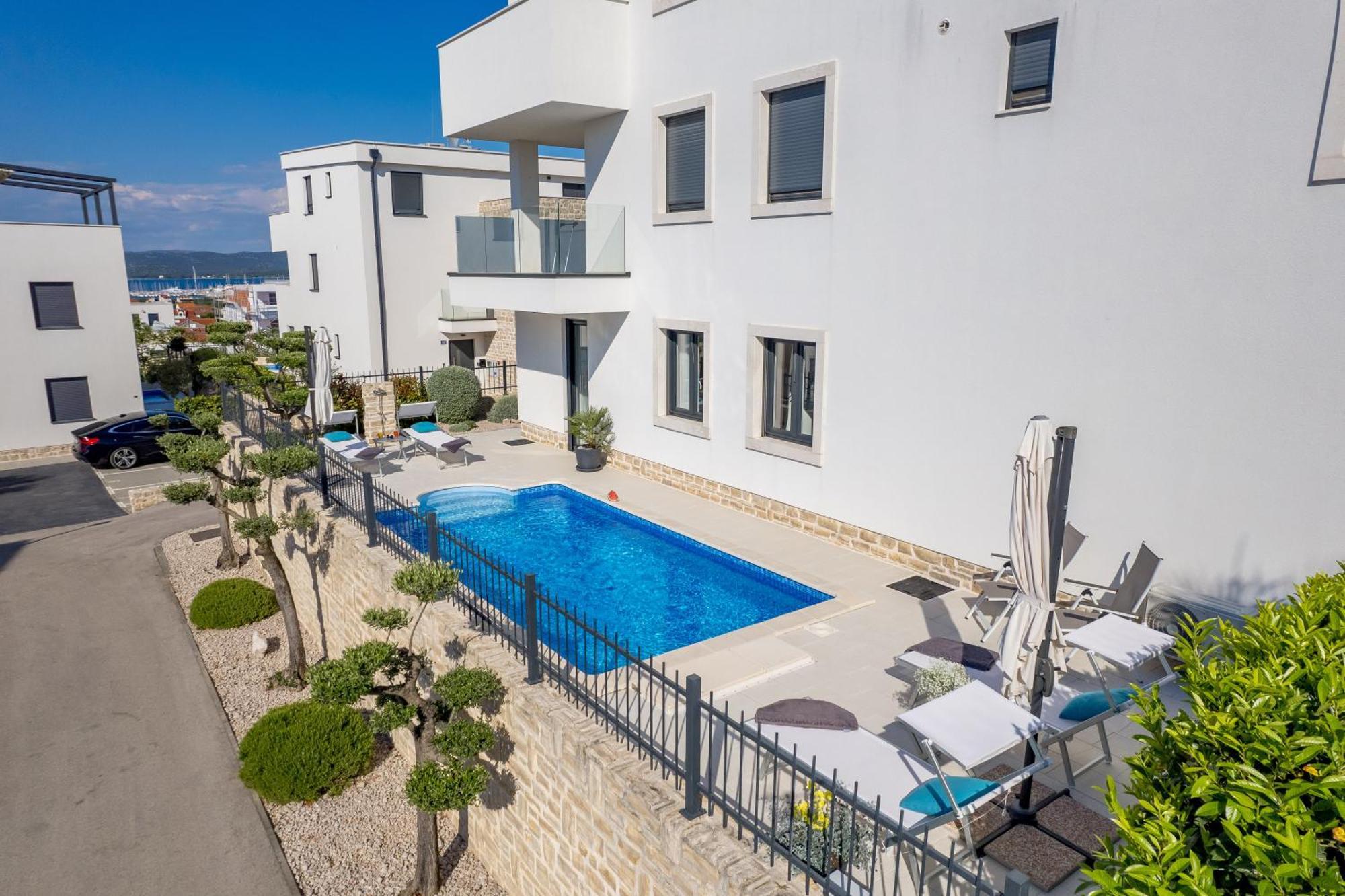 Luxury Apartment Hyperion With Private Pool And Garden Murter Eksteriør billede