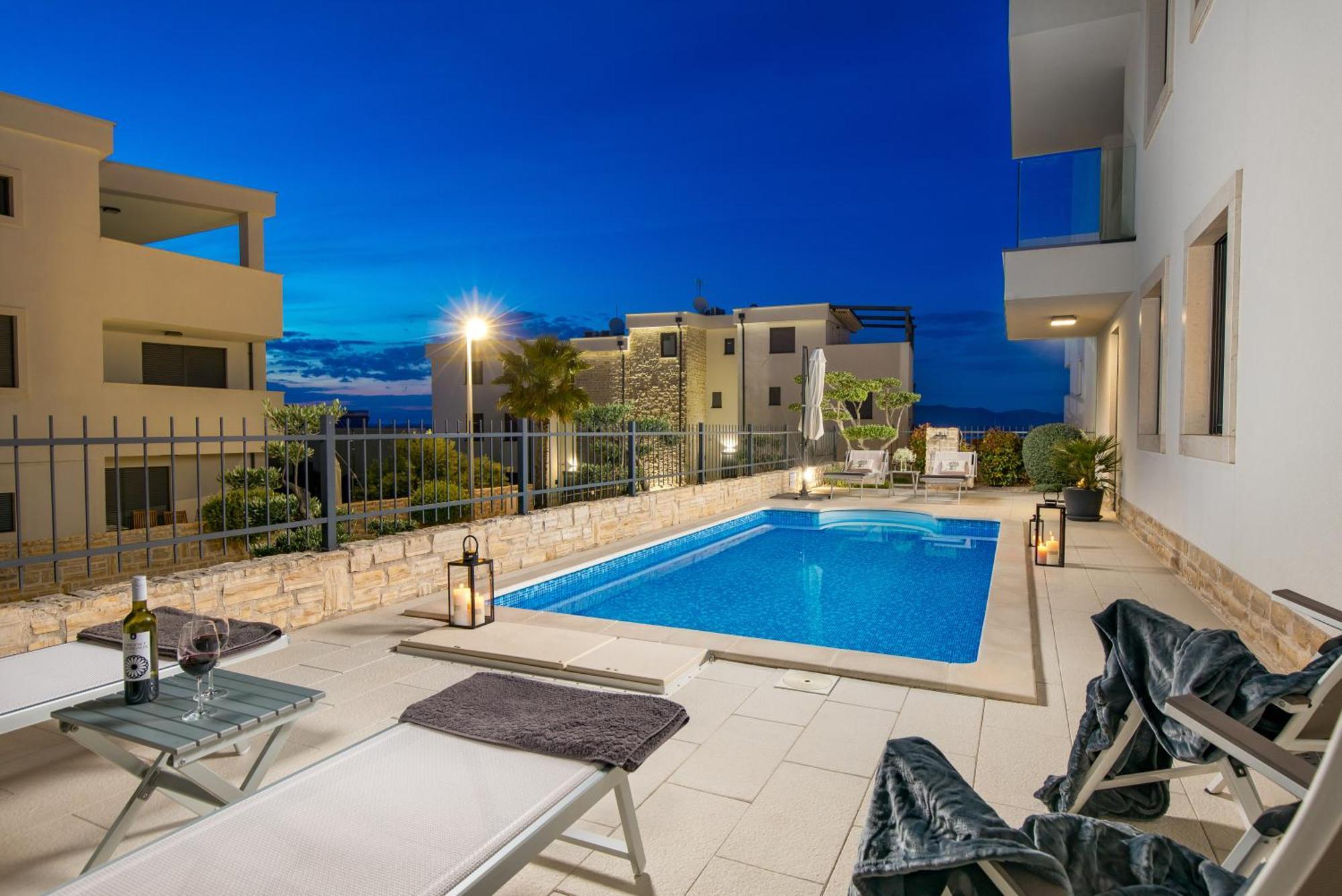 Luxury Apartment Hyperion With Private Pool And Garden Murter Eksteriør billede