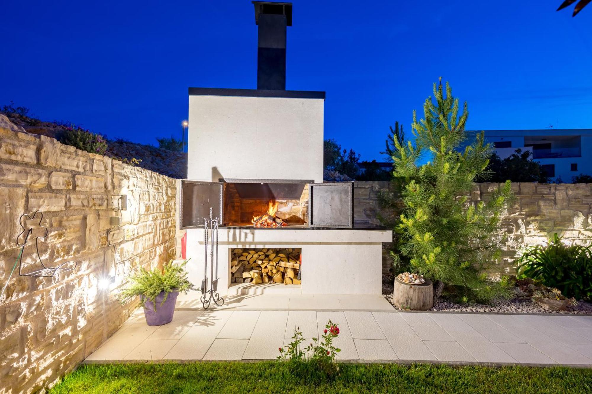 Luxury Apartment Hyperion With Private Pool And Garden Murter Eksteriør billede