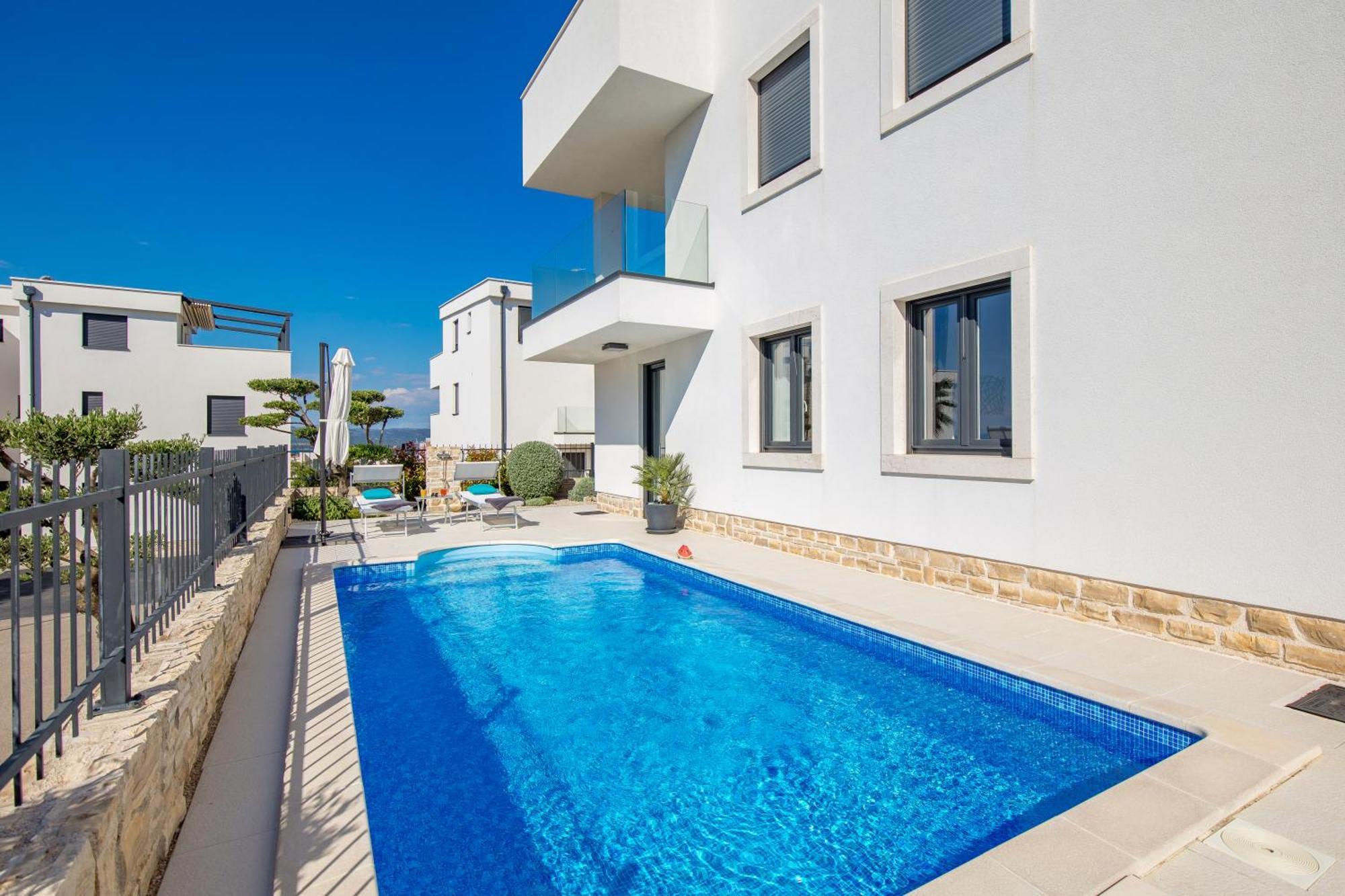 Luxury Apartment Hyperion With Private Pool And Garden Murter Eksteriør billede