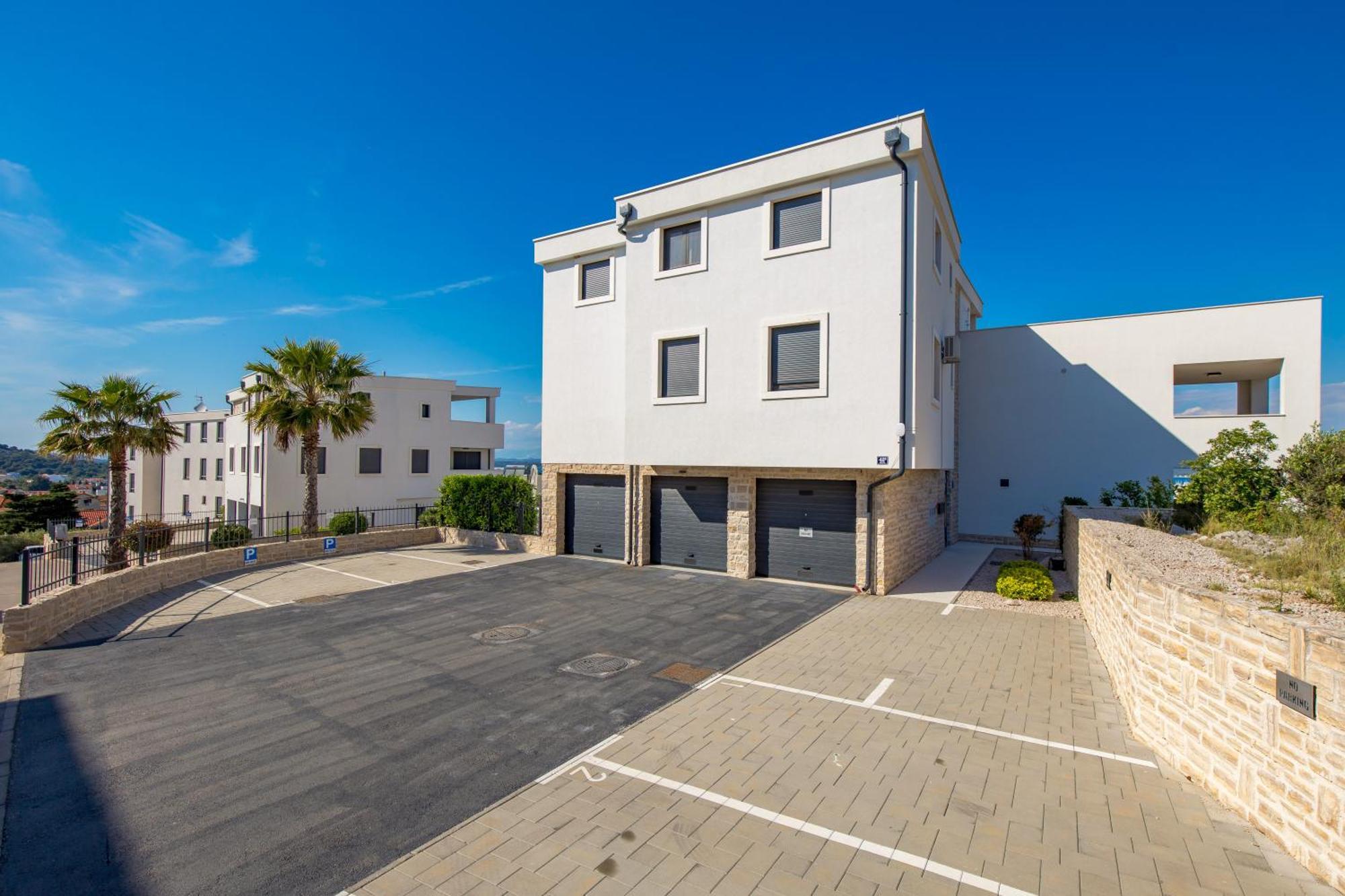 Luxury Apartment Hyperion With Private Pool And Garden Murter Eksteriør billede